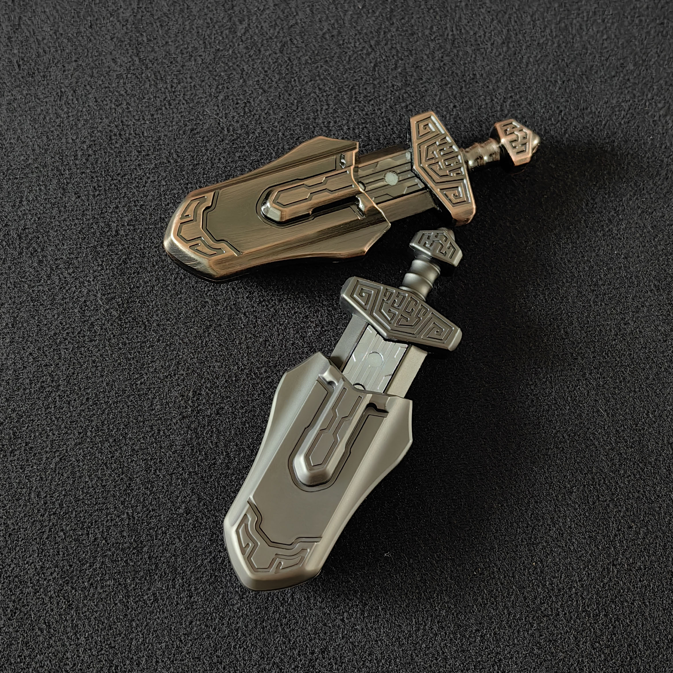 EDC Sword Decompression Toys F - Fidget Spinner Bearing recension och pris